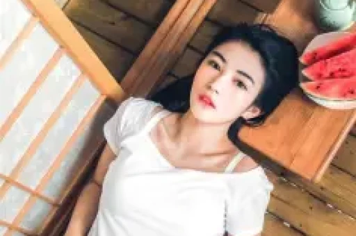 单依纯翻唱翻车李荣浩40分钟回应维权引爆全网